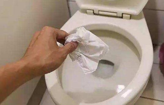 衛生紙與口腔用品處理指南 告別廁所異味的正確做法